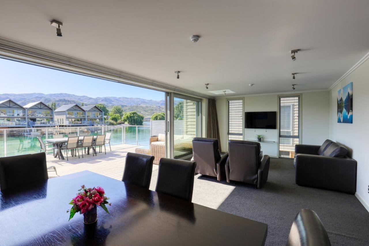 Marsden Lake Resort Central Otago Cromwell Luaran gambar A typical apartment at the hotel