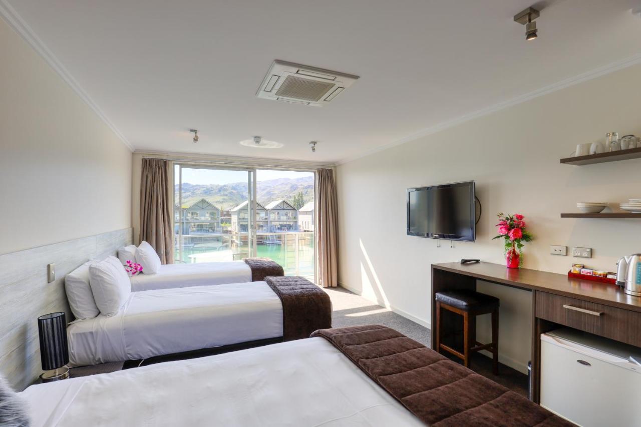 Marsden Lake Resort Central Otago Cromwell Luaran gambar A typical studio apartment
