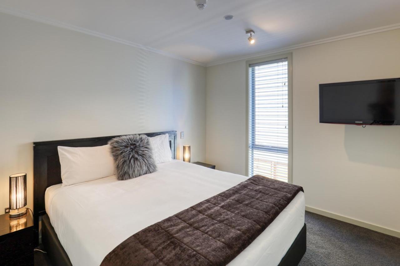 Marsden Lake Resort Central Otago Cromwell Luaran gambar A bedroom at the hotel