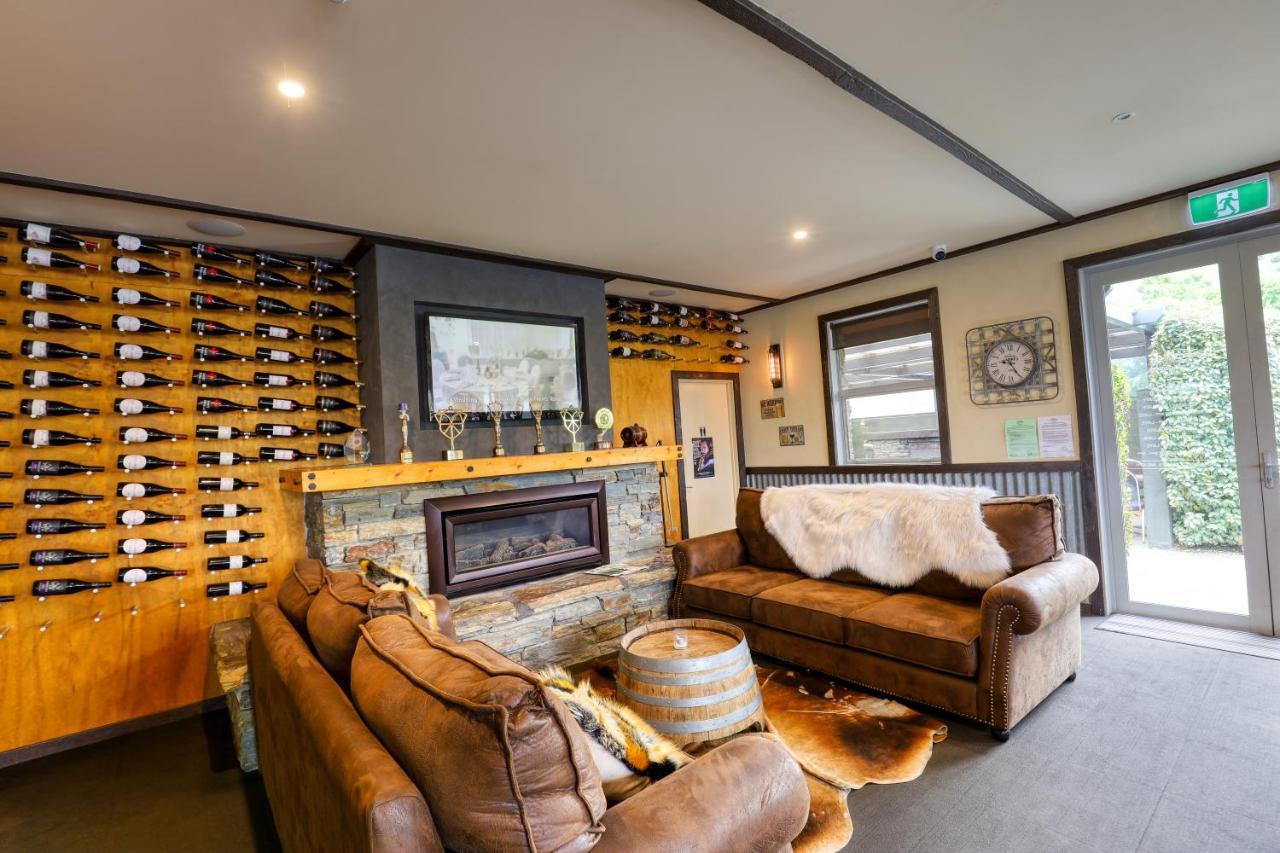 Marsden Lake Resort Central Otago Cromwell Luaran gambar The tasting room at the Te Muna Road winery